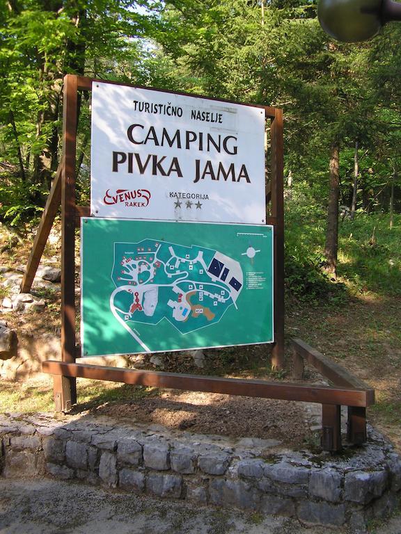 Camping Pivka Jama 포스토이나 외부 사진